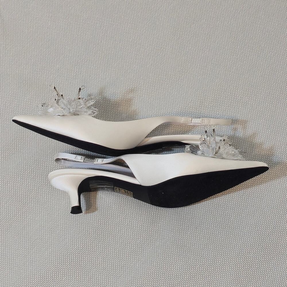 Jeffrey Campbell Kitten Heel Slingback White Satin Crystal Embellishment Sz 6.5 - Picture 4 of 7